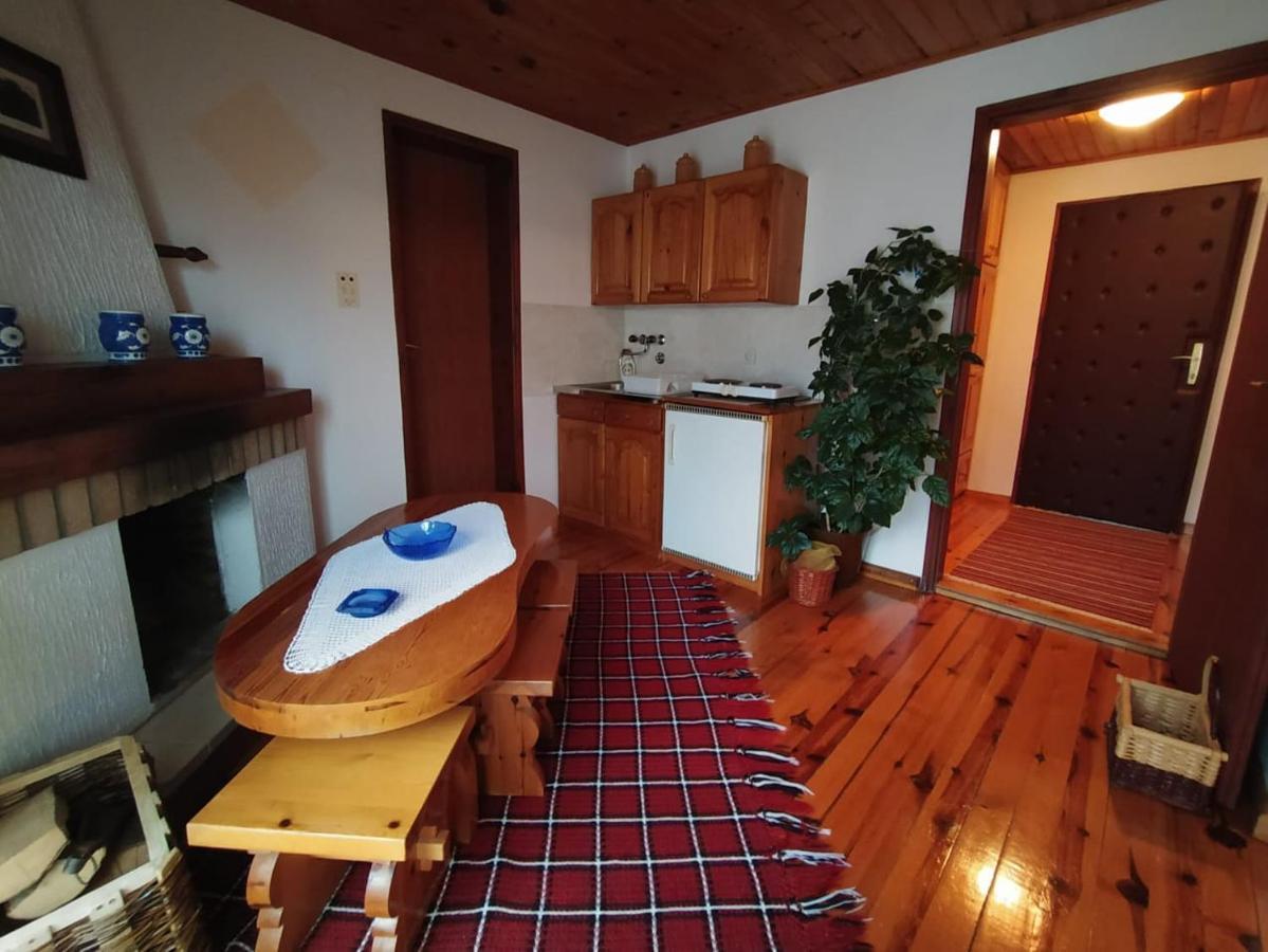 Apartmani Milic Sirogojno Buitenkant foto
